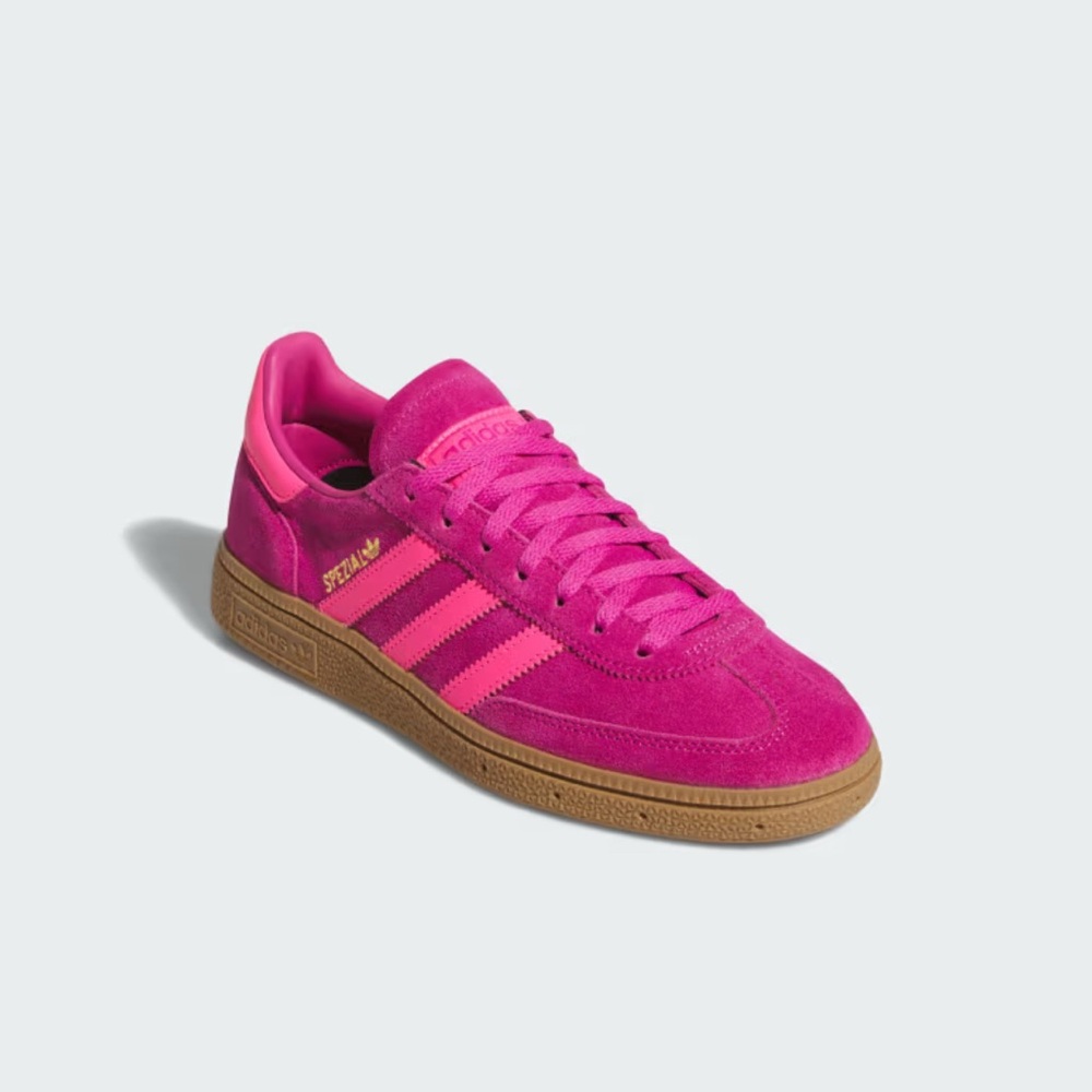SOLDD BRAND NEW NEVER WORN ADDIAS SPEZIAL